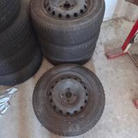 cerchi più  gomma r15