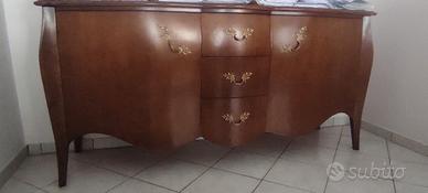 Credenza bombata