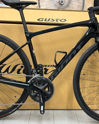 Giant Defy taglia s