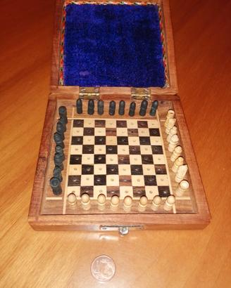 Gioco del 15 e gioco Scacchi scatole di legno