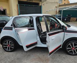 RENAULT Twingo 3ª serie - 2015