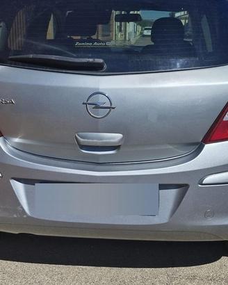 Opel Corsa 1.2 benzina – Anno 2010 – 300.000 km