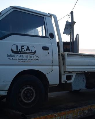 Hyundai H100 pezzi di ricambio  (motore guasto)