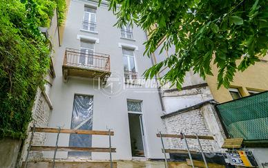 VILLA INDIPENDENTE CON GIARDINO