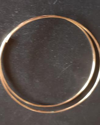 Bracciale da braccio dorato rigido a doppio giro