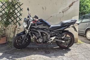Yamaha FZ6
