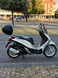 Piaggio Medley 150 11.000 km