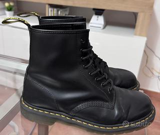 Dr. Martens UOMO