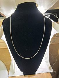 Collana Uomo in acciaio puro inossidabile.