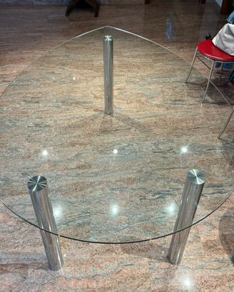 Tavolo in vetro a goccia