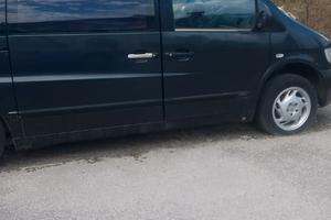 Mercedes Vito Esfana