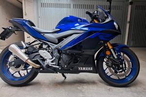 Yamaha R3 (2019) Blu –  6.000 km - scarico arrow
