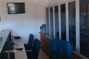 Luminoso Ufficio di Rappresentanza 