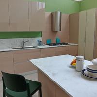 cucina angolare con isola