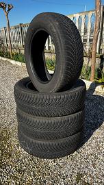 Treno gomme quattro stagioni 185/65 R15