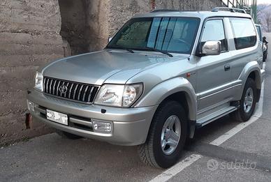 Toyota Land Cruiser KDJ 90 163 cv