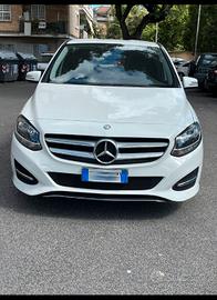 Mercedes-benz B 180 B 180 d Premium