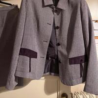 Tailleur spinato bianco e viola scuro taglia 48