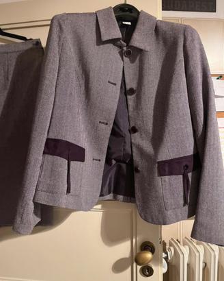 Tailleur spinato bianco e viola scuro taglia 48