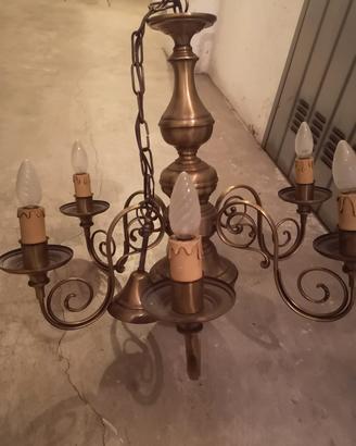 lampadario in ottone bronzeo