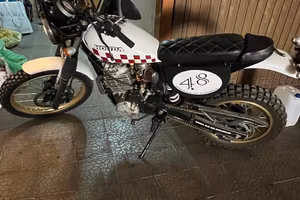 Honda SLR 650 Custom Scrambler