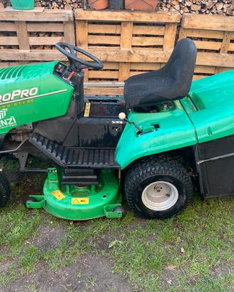 Trattorino tagliaerba