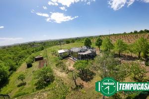 CASA INDIPENDETE CON GIARDINO !!