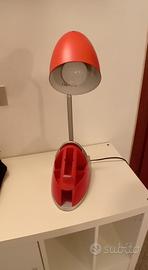 Lampada da scrivania portapenne