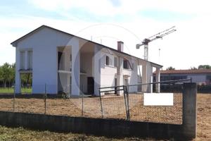 Porzione di Bifamiliare al grezzo a Camposampiero