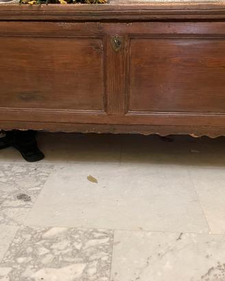 Cassapanca in legno