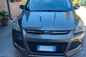 Ford Kuga 4WD 140cv