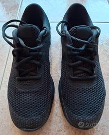 Scarpe Nike Revolution 4