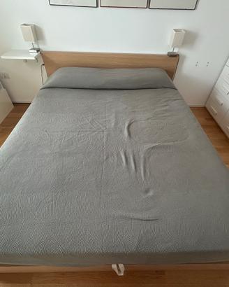 Letto matrimoniale contenitore in legno