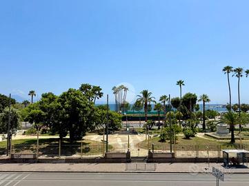 MULTILOCALE A NAPOLI