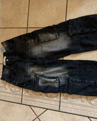 Jeans Cargo nero Bershka