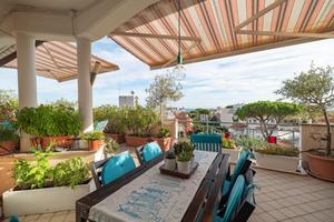 4 LOCALI A SANTA MARINELLA