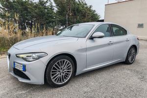 Alfa Romeo Giulia 2.2 TD AT8 190cv Ti