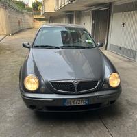 Lancia Lybra 1.8