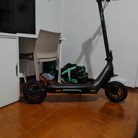 monopattino elettrico 