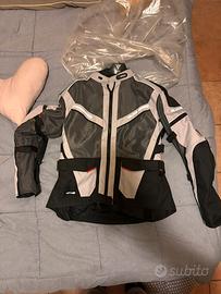 abbigliamento per moto