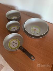 5 padelle Ravelli & Salutella + manico salvaspazio