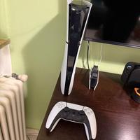 PS5 Slim 1TB + base di ricarica DualSense