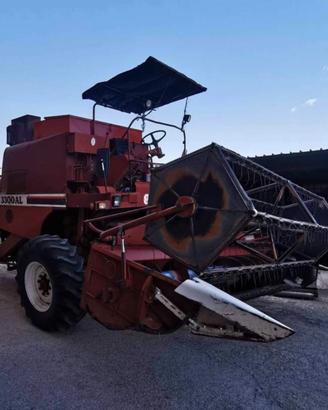 Mietitrebbia Laverda 3300 AL