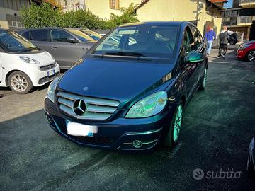 MERCEDES-BENZ B 200 CDI Chrome