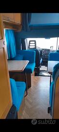 Camper MC Louis 7 posti letto e viaggio omologati