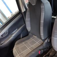 Sedile anteriore dx PEUGEOT 108 del 2016