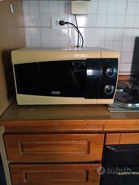 Forno a microonde Vintage 
