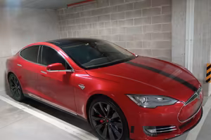 Tesla Model S P85D (RICARICHE GRATIS 700 hp)