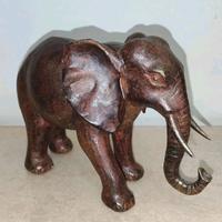 Elefante in Legno Dipinto Color Bronzo – Vintage 