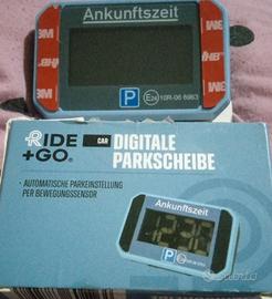 DISCO ORARIO DIGITALE CON CARICA SOLARE